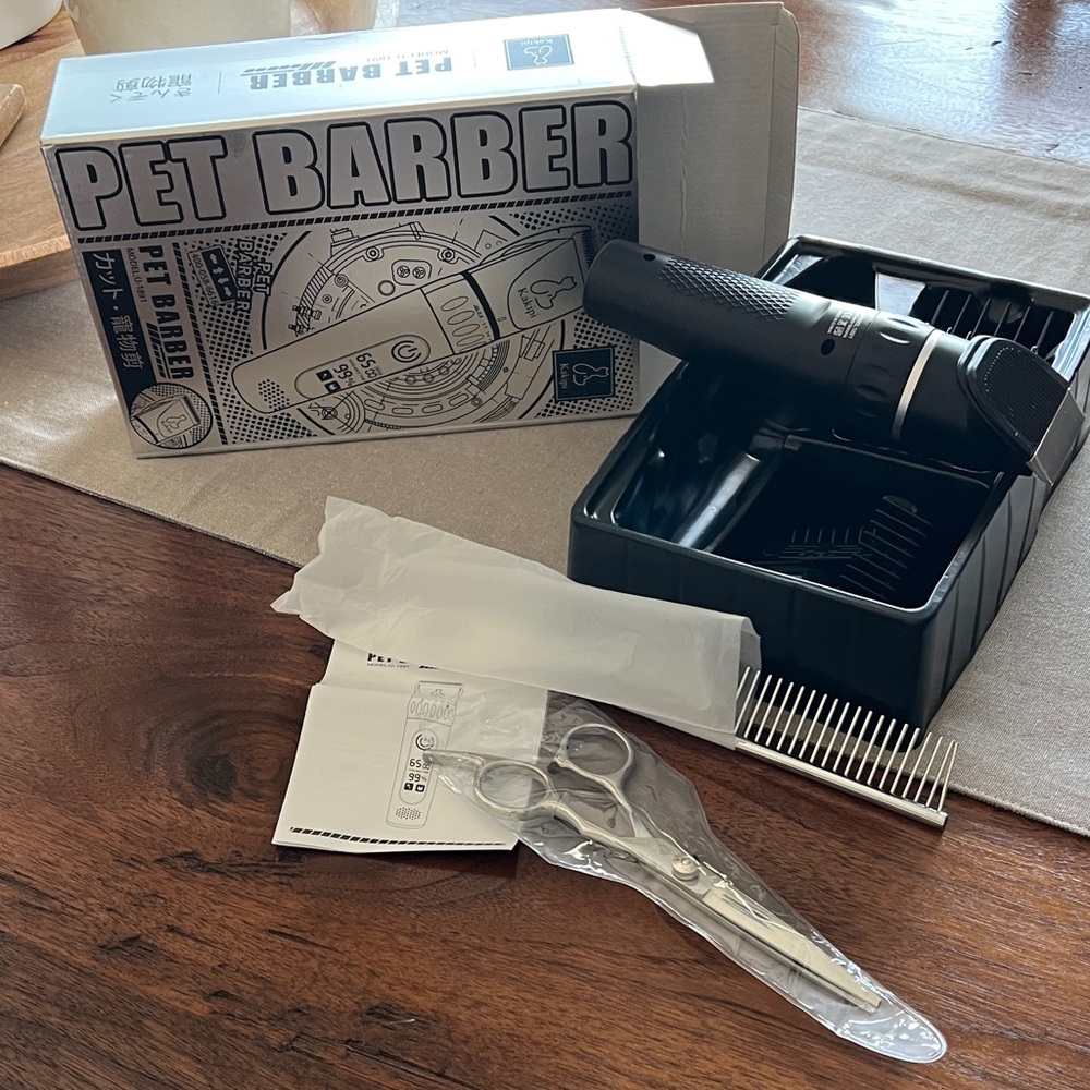 Grooming Kit - Black and Silver